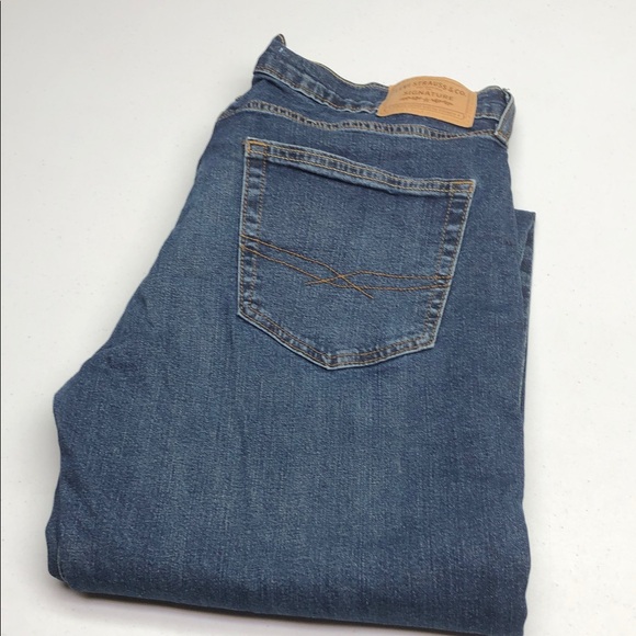 Levi's Classic Indigo Straight Jeans - Picture 10 of 12